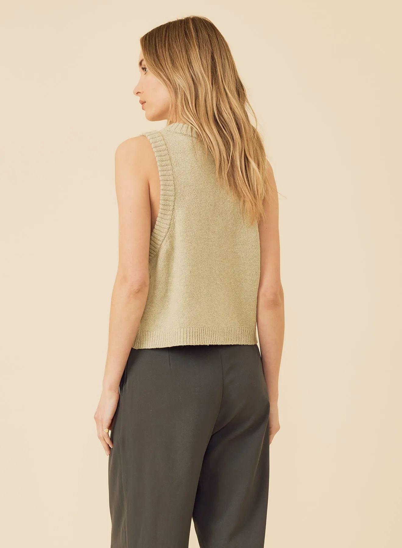 Arpi Vest - Sage