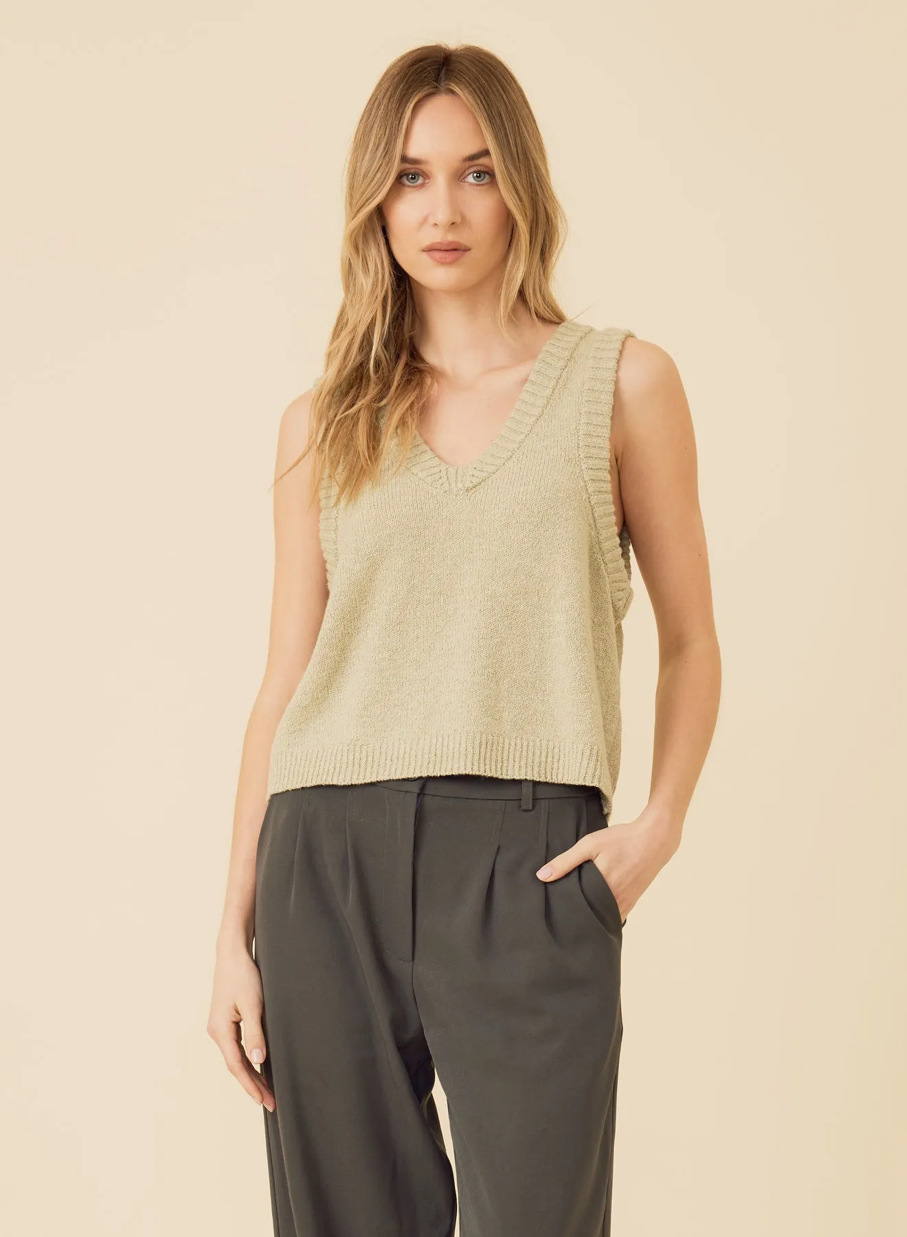 Arpi Vest - Sage