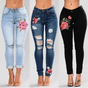 Flower Embroidered Ripped Jeans