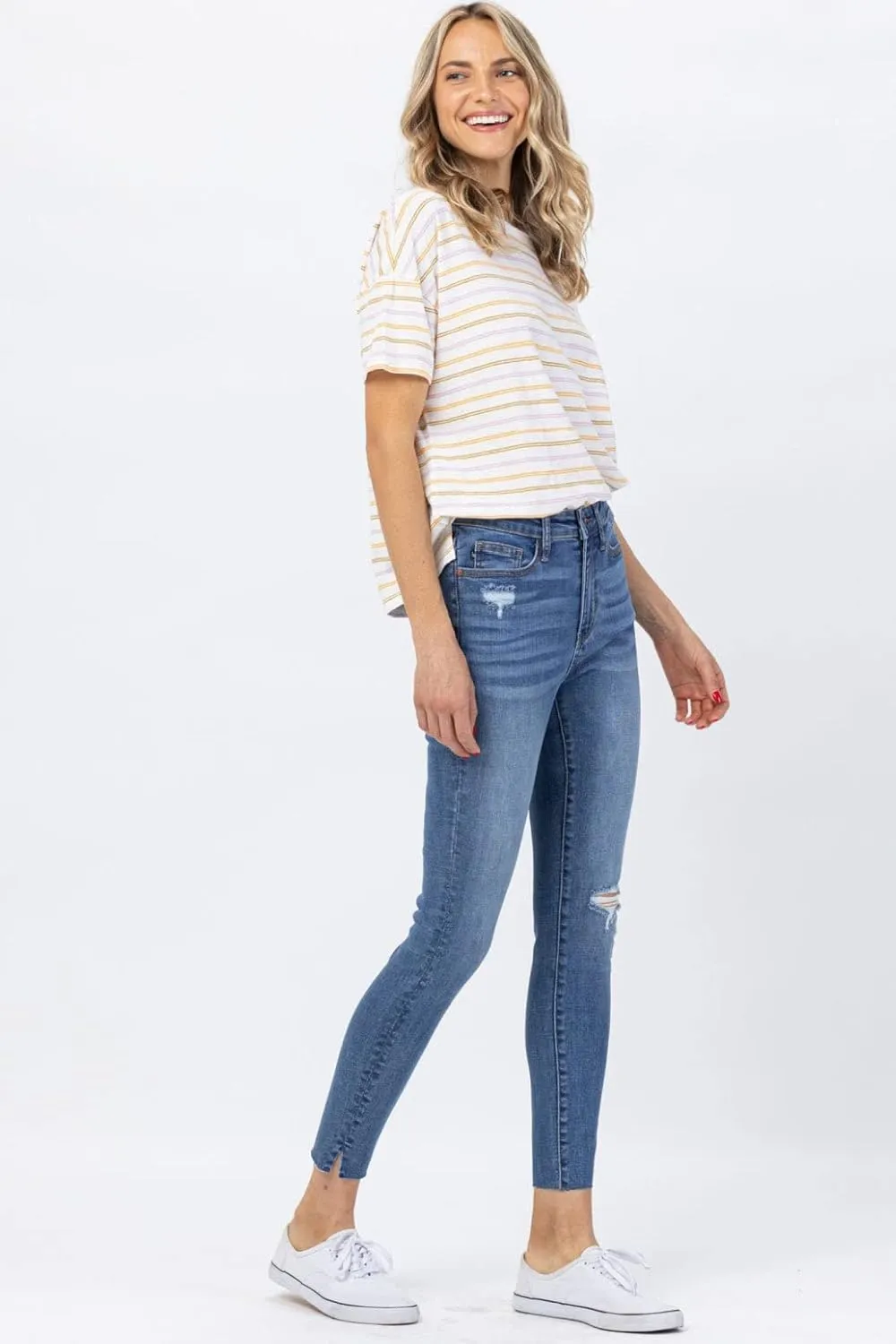 Judy Blue Women's High Waist Dandelion Embroidery Skinny Jeans