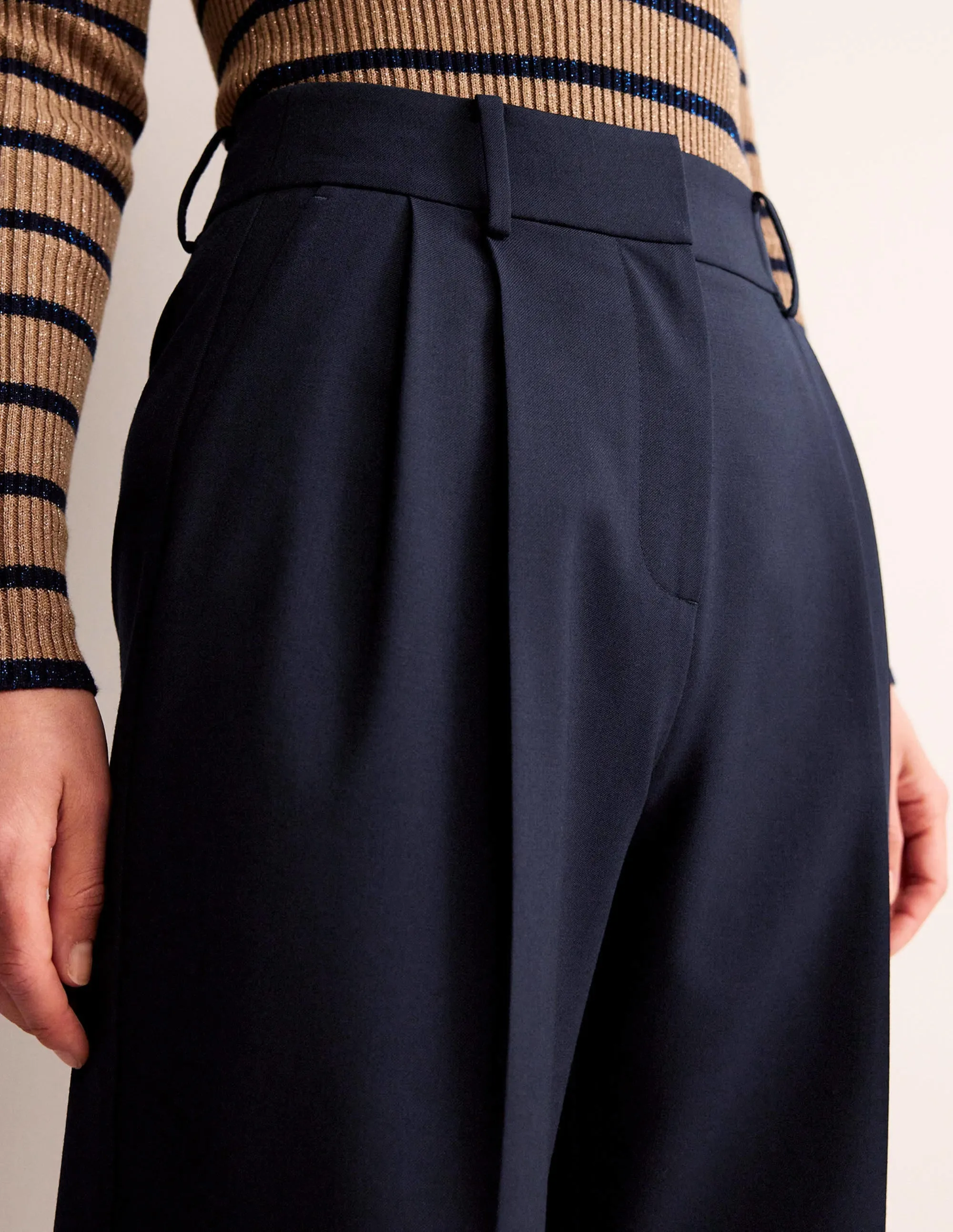 Pleat-Front Tapered Trousers-Navy